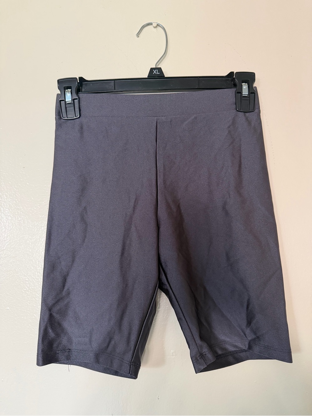 *BRAND NEW* H&M Charcoal Stretchy HighWaist Active Athletic MidThigh Bike Shorts